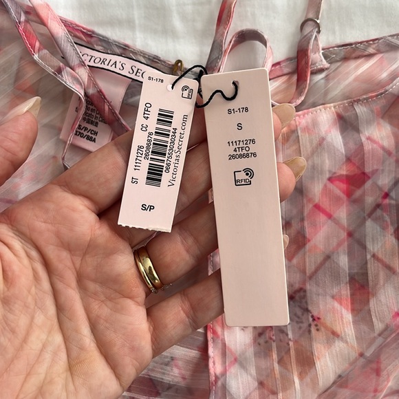 NWT Victoria’s Secret pink 2 piece set - Picture 5 of 7